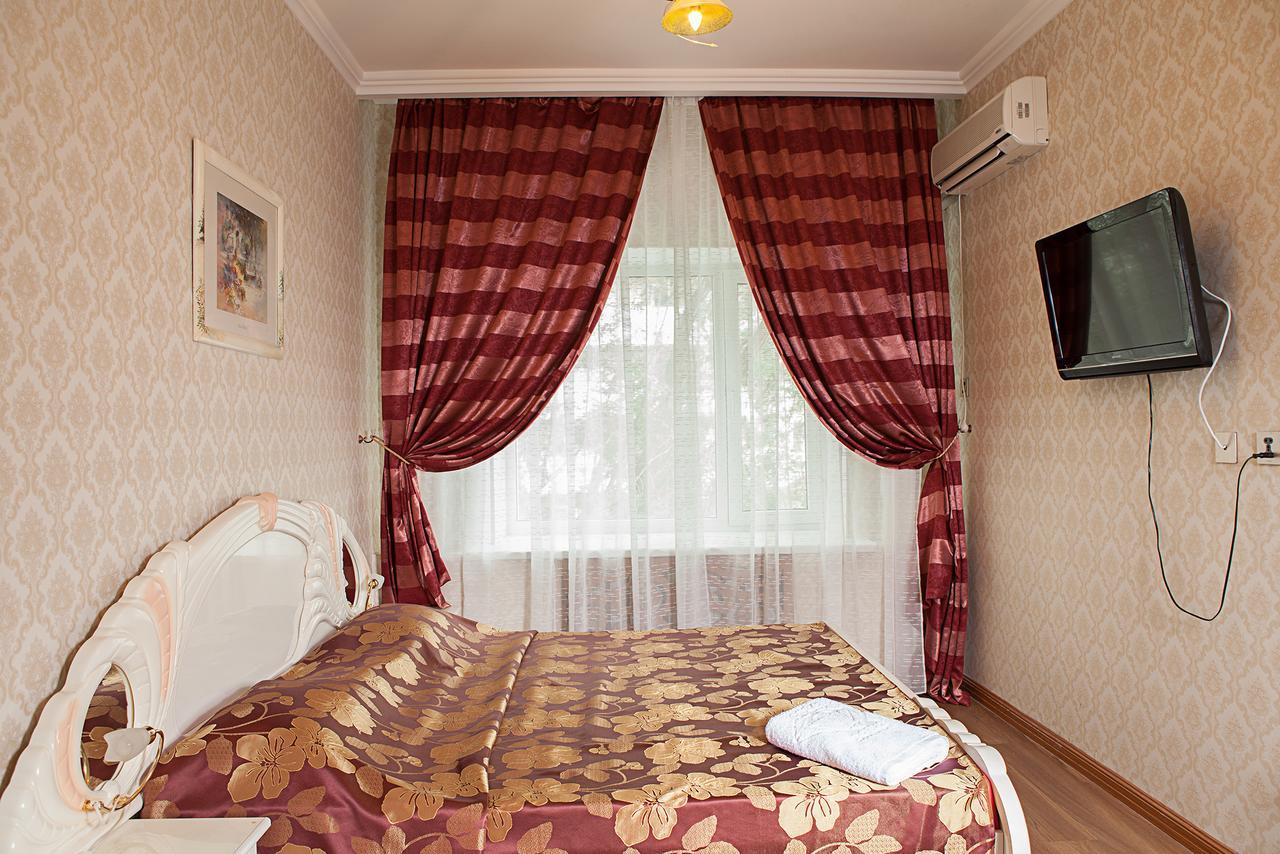 Hotel Topaz Asztana Kültér fotó