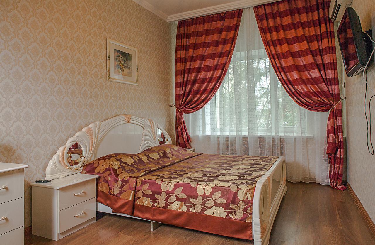 Hotel Topaz Asztana Kültér fotó